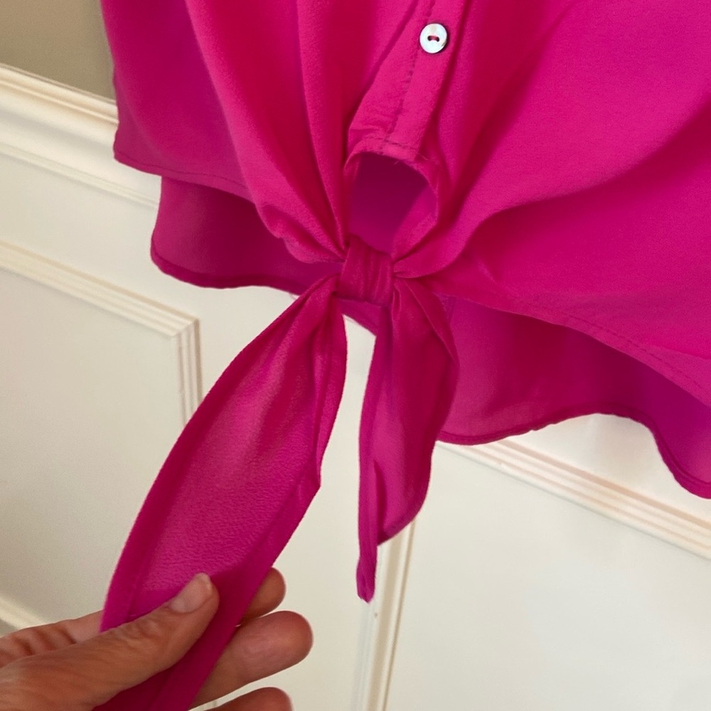 NWT She + Sky Fuchsia Button Front Blouse - Small, Medium, Large‎ - Picture 3 of 9
